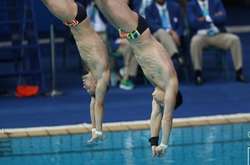 Українці Горшковозов і Долгов здобули медалі на етапі Світової серії зі стрибків у воду у Росії