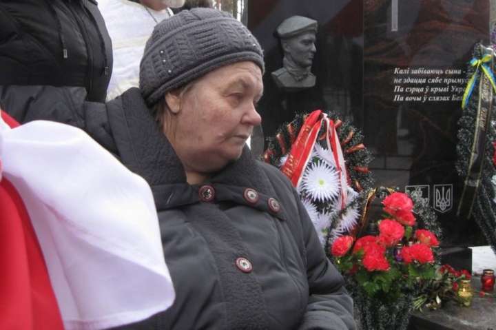 У Білорусі померла матір Героя Небесної Сотні Ніна Жизневська