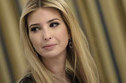 Иванка Трамп продемонстрировала стильное платье с цветочным принтом