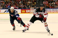 Чемпіонат світу з хокею. Збірна Росії розгромила Францію, Канада програла США