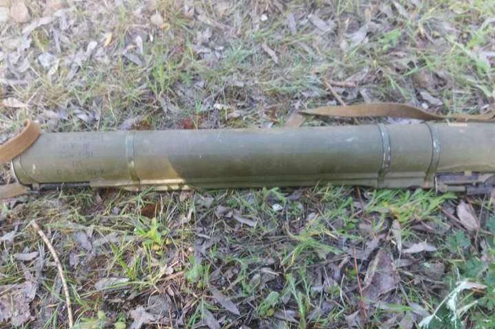 Прикордонники виявили на Луганщині заховані гранатомети