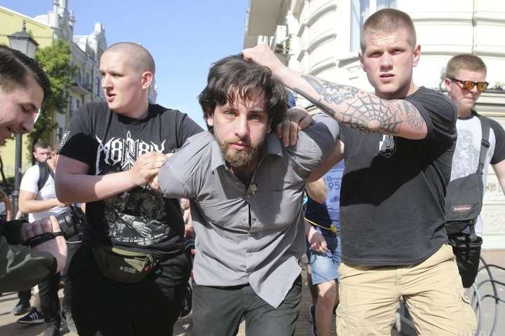 Націоналісти затримали Лусваргі 4 травня - Прокуратура проситиме суд взяти під варту екс-бойовика «ДНР» Лусваргхі