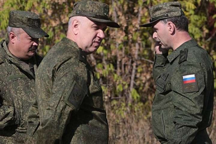 У розвідці розповіли, скільки російських офіцерів перебувають на окупованому Донбасі