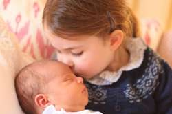 Принц Вільям і Кейт Міддлтон опублікували домашні фото своїх дітей