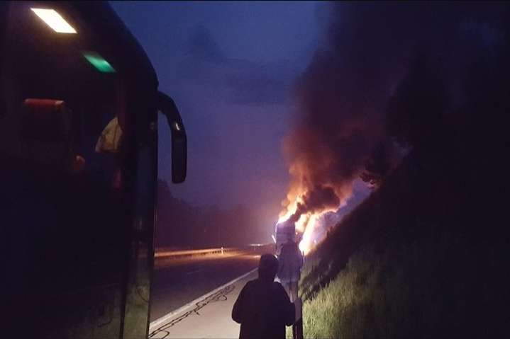 У Хорватії на ходу загорівся польський автобус з паломниками