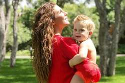 Анна Седокова с младшим сыном Гектором