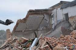 На Полтавщині завалився спорткомплекс: у влади до нього не дійшли руки, бо не було коштів