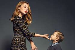 Тина Кароль показала, как ее сын в Лондоне танцует гопак