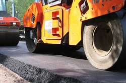 На ніч буде перекрито рух транспорту на бульварі Лесі Українки