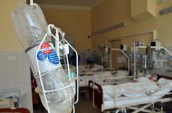 У Черкасах через отруєння у школі в лікарні опинилося вже 42 дитини 