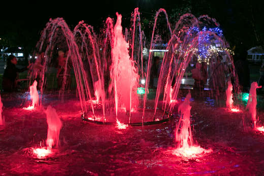 В одеському парку Горького з`явився фонтан з підсвічуванням