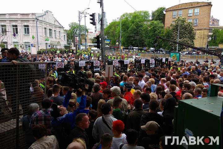 Що відбувається на акції «Безсмертний полк» у Києві: фоторепортаж