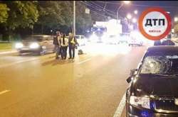 У Києві авто на смерть збило військового