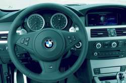 BMW відкликає понад 300 тисяч автомобілів