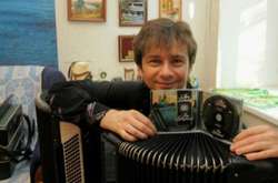 Ігор Завадський, акордеоніст. Світлина з відкритих джерел