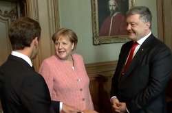 Порошенко поговорив з Макроном та Меркель про «Північний потік 2» 