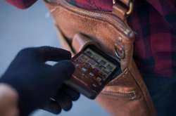 14-річна дівчинка із Закарпаття пограбувала одеситку