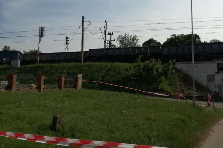 У Польщі зійшов з рейок і перекинувся потяг із вугіллям