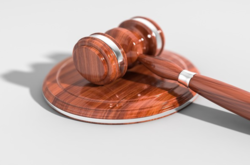 У Петербурзі арештували хлопця, який зробив селфі з трупом коханої