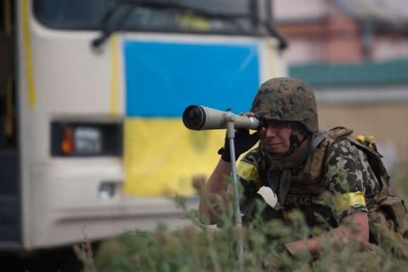 Сепаратисты продолжают стрелять на Донбассе: 55 обстрелов, трое военных ранены
