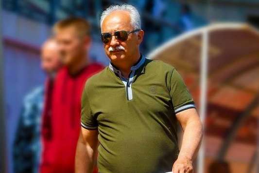 Директор ФК «Зоря» порадив «Шахтарю» роздавати півників на паличці, щоб стати народним клубом