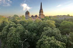 Квітуча Одеса з висоти пташиного польоту. Фоторепортаж