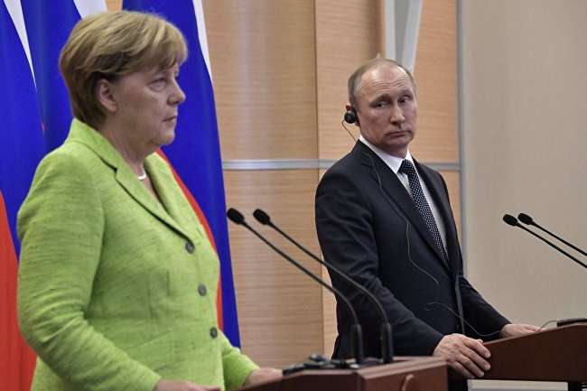 Меркель поговорила с Путиным про Украину и Сирию