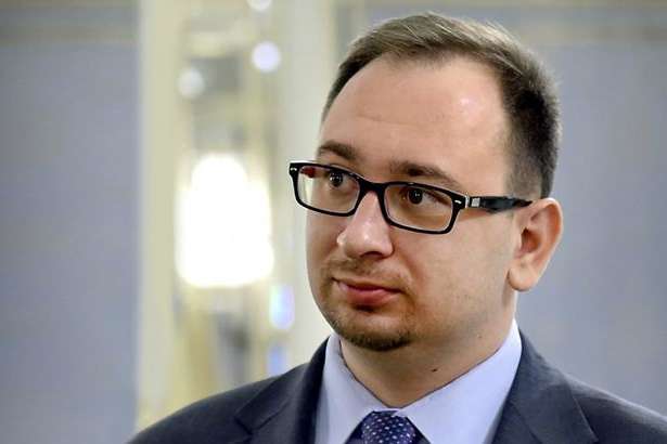 Російський адвокат Полозов отримав дозвіл на роботу в Україні