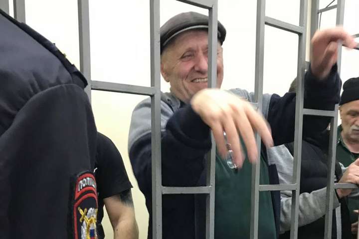 У Криму продовжили арешт фігурантам «справи Веджії Кашка»