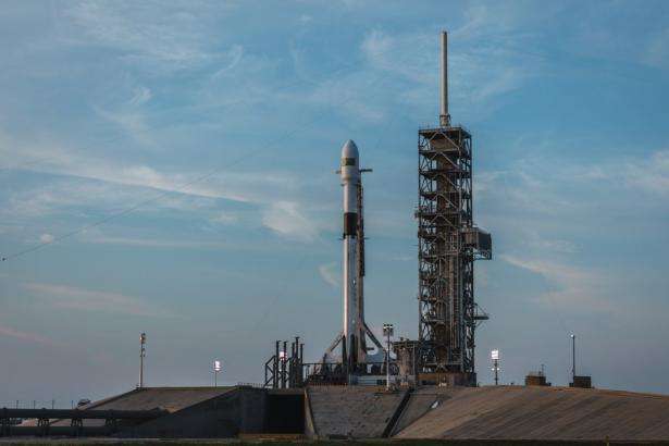 Ракета Falcon 9 успішно вивела на орбіту супутник зв'язку