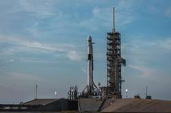 Ракета Falcon 9 успішно вивела на орбіту супутник зв'язку