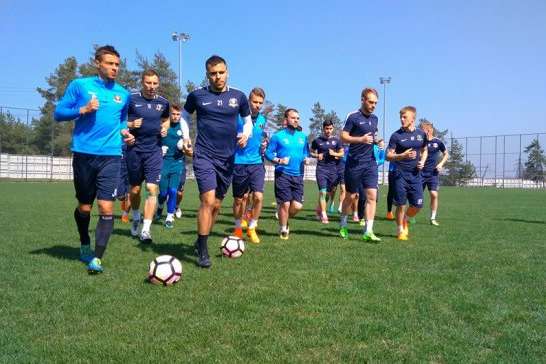 Спортивний клуб «Дніпро-1» влітку покинуть до шести гравців