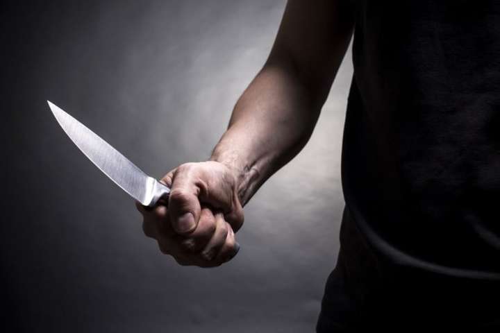 П'яний батько на Рівненщині напав на свого дворічного сина з ножем