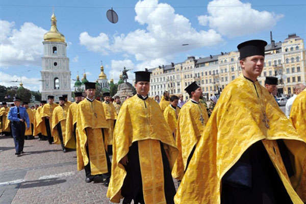 УПЦ КП звинуватила Росію у тиску на православні церкви