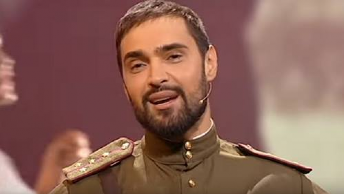 «Правий сектор» Тернопільщини оголосив війну українському співаку