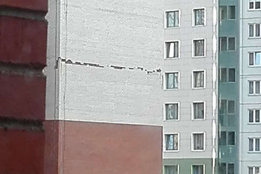 У Санкт-Петербурзі тріснула багатоповерхівка (фото)