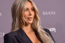 Ким Кардашьян пожаловалась, что выходки Канье Уэста добавили ей седины