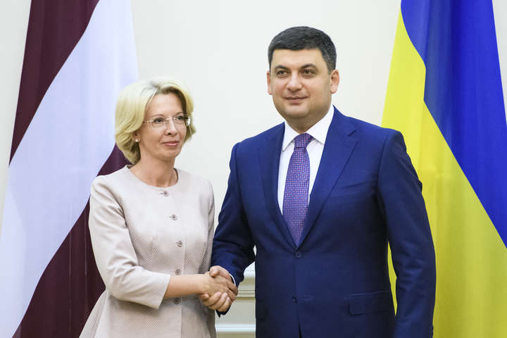 Латвія пообіцяла Україні продовжити політику антиросійських санкцій