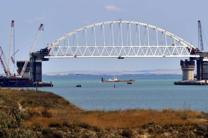 У НАТО засудили відкриття Керченського мосту