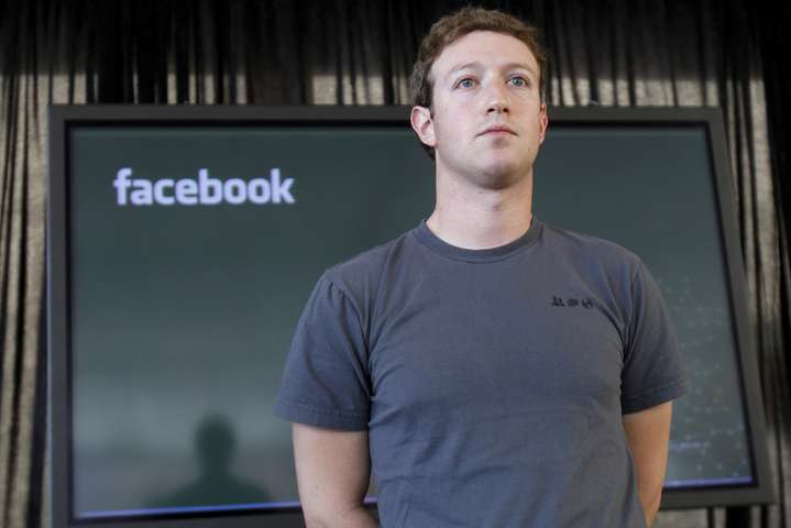 Засновник Facebook Марк Цукерберг - Цукерберг виступить у Європарламенті з приводу витоку даних у Facebook