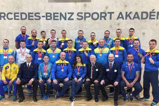 На чемпіонаті Європи з гирьового спорту українські спортсмени здобули майже 40 медалей