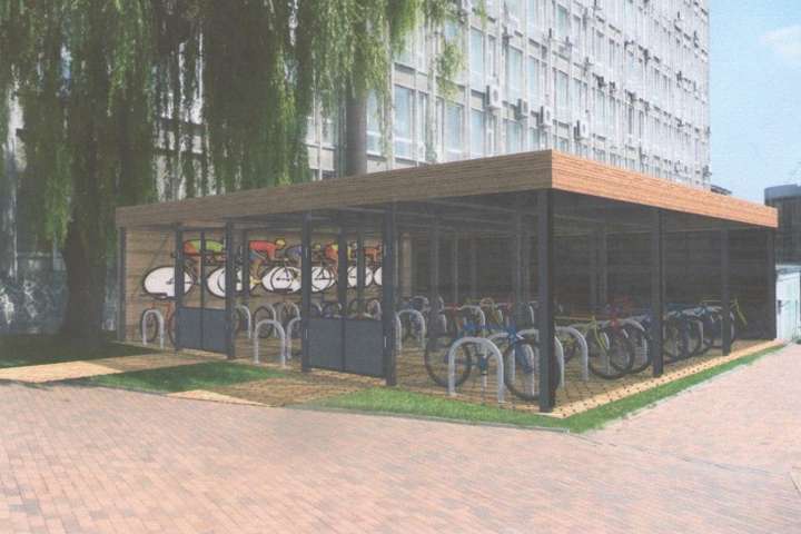 Біля міськради облаштують дві велопарковки