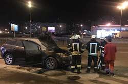 Пожежа в автомобілі на Осокорках