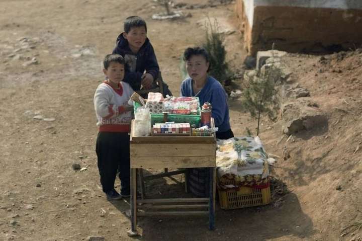 Нелегальные фото Северной Кореи, изображающие ужасы повседневной жизни страны