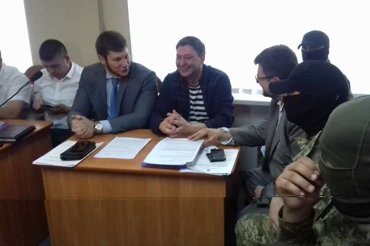 Кирилу Вишинському обирають запобіжний захід - Пропагандист Вишинський визнав, що має подвійне громадянство