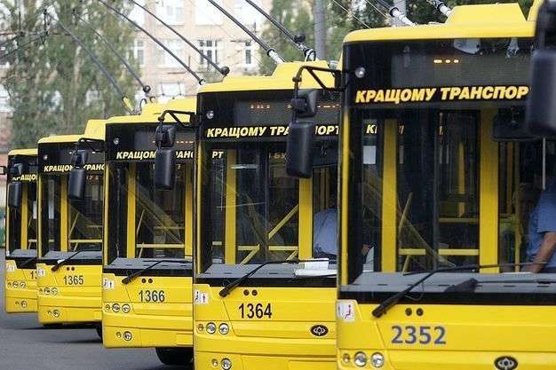 Столична влада вирішила поцікавитися думкою киян щодо подорожчання проїзду