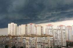 Синоптики попереджають: на Київ насувається гроза 
