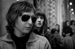 Рокеры Цой и Науменко делят одну девушку в трейлере фильма «Лето»