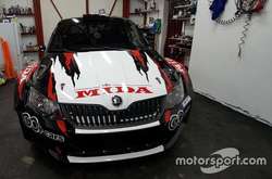 Український екіпаж представив машину для Ралі Акрополіс