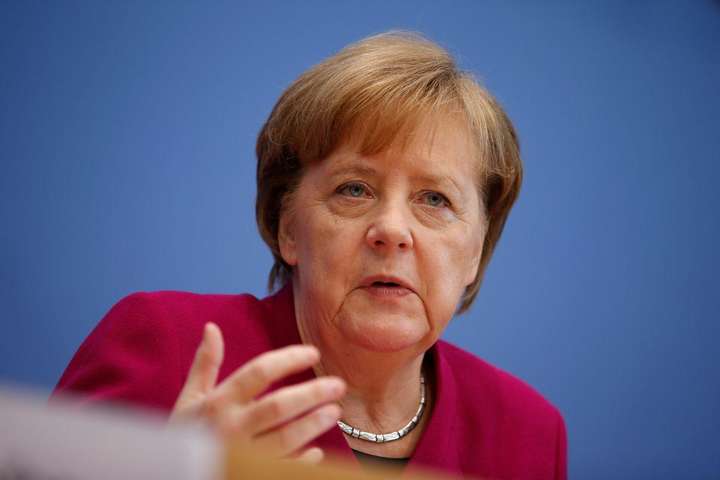 Меркель заявила про початок підготовки до зустрічі в нормандському форматі 